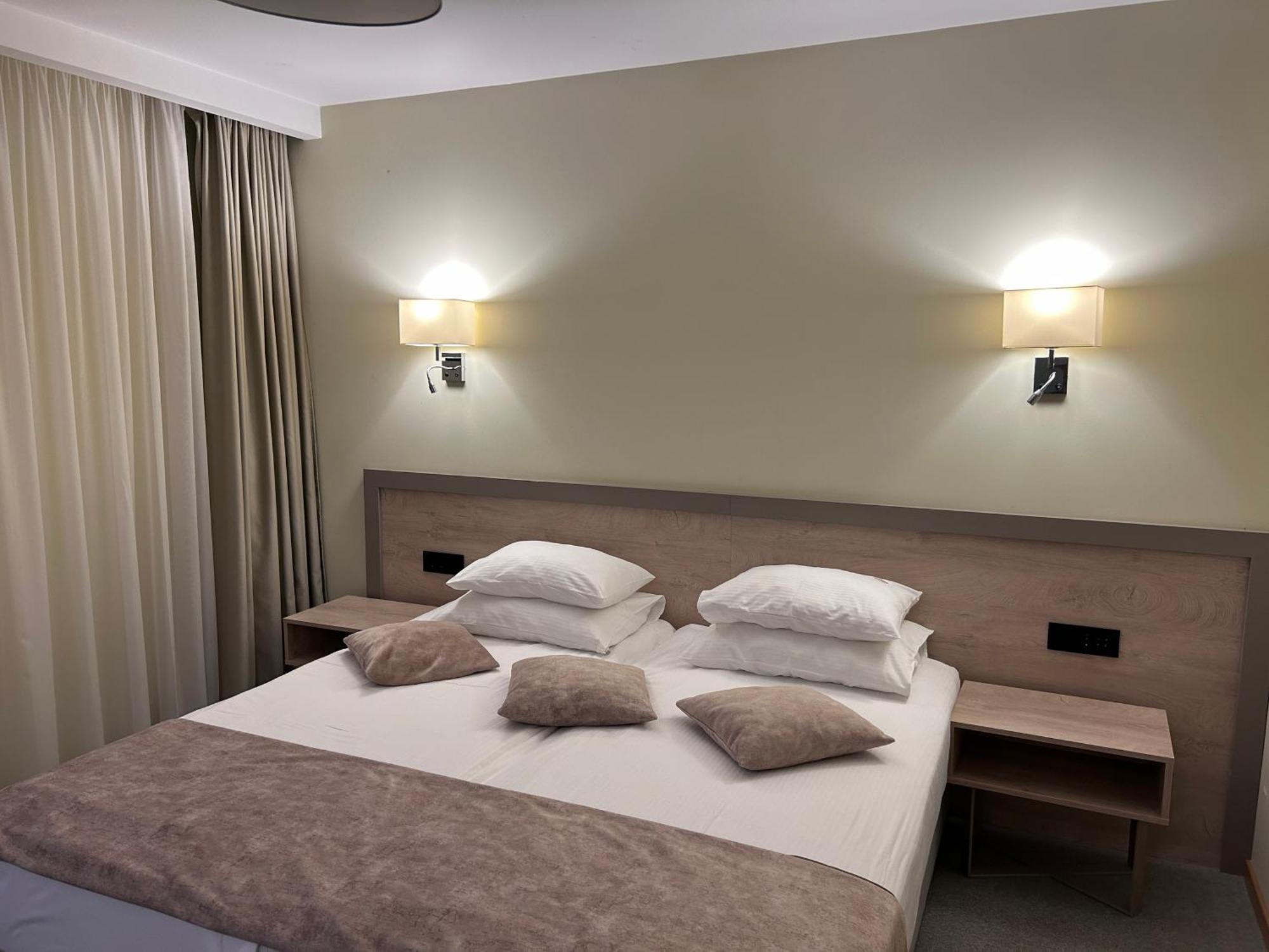 Hotel Siesta Užice Dış mekan fotoğraf